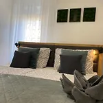 アパート Ikon