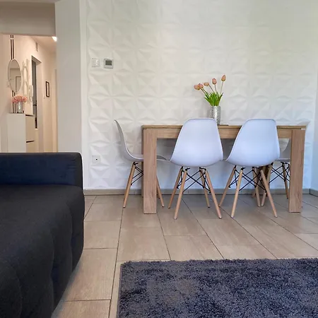 Ikon Apartment